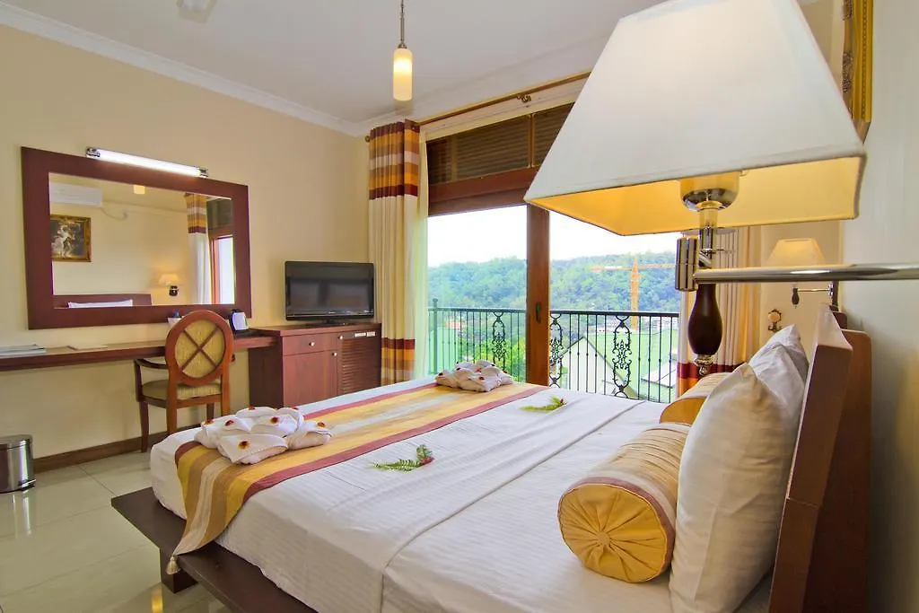 Serene Grand Hotel Kandy 3*,  Sri Lanka