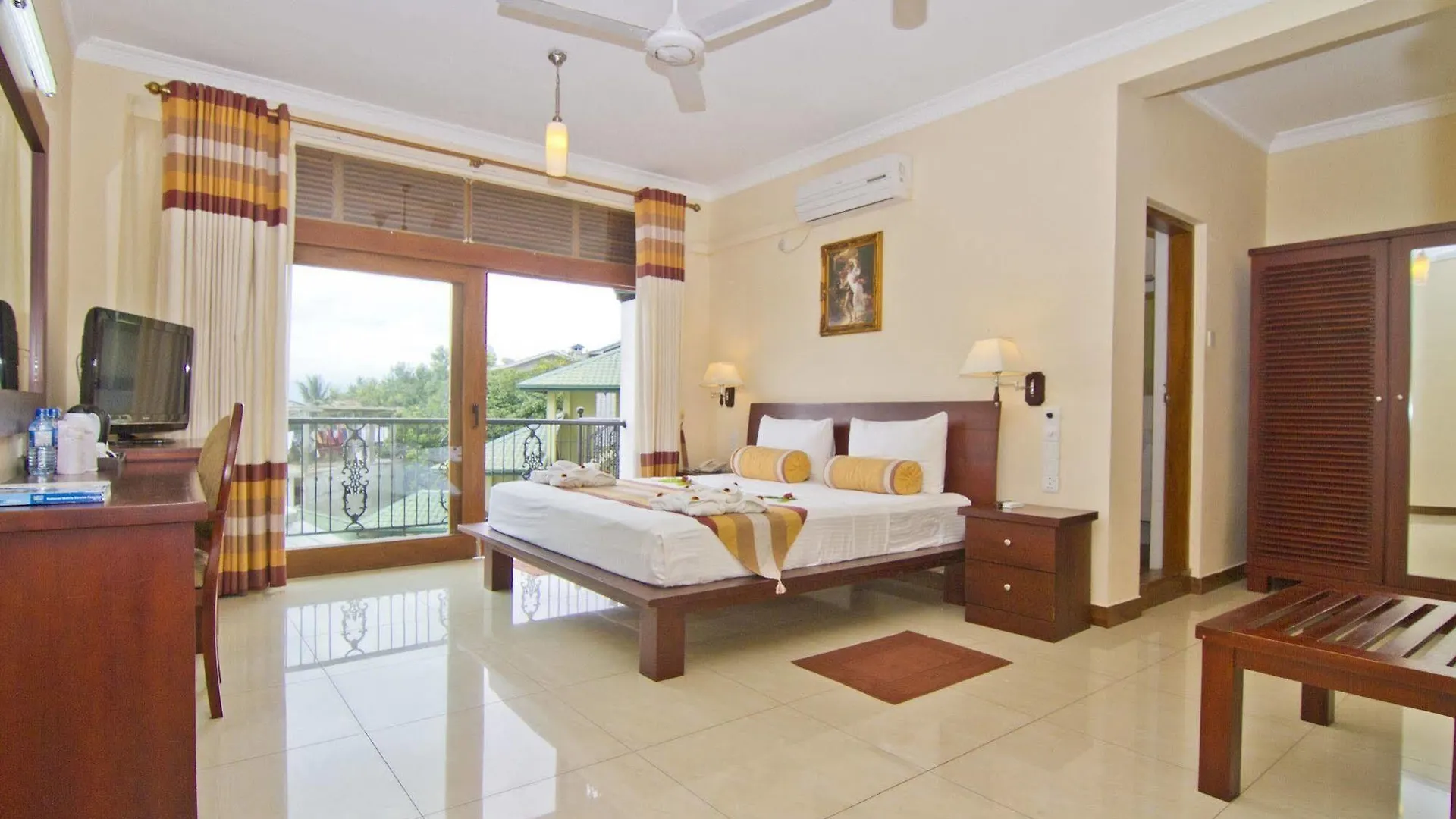 Serene Grand Hotel Kandy Sri Lanka