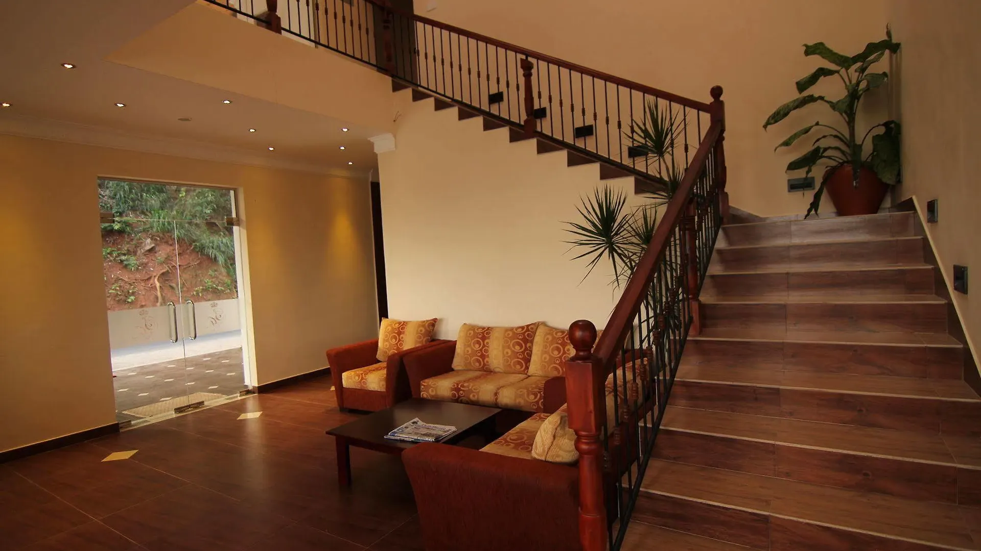 Serene Grand Hotel Kandy