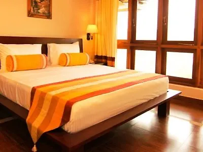 Serene Grand Hotel Kandy